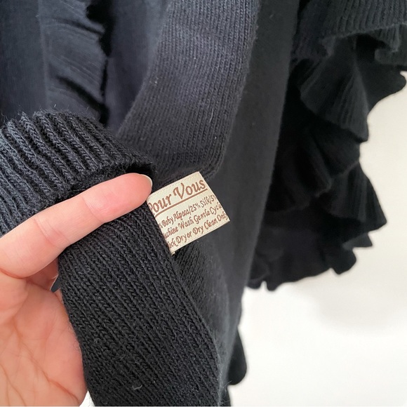 Pour Vous Poncho Alpaca Silk Ruffle Cardigan Peru - Picture 4 of 5